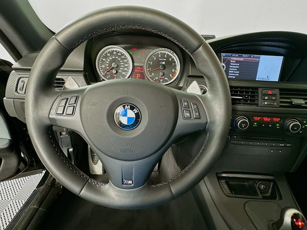 Thumbnail: 2011 BMW M3 - 11