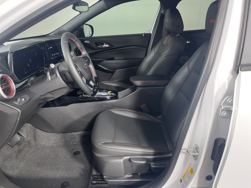 Thumbnail: 2025 Chevrolet Trax - 20