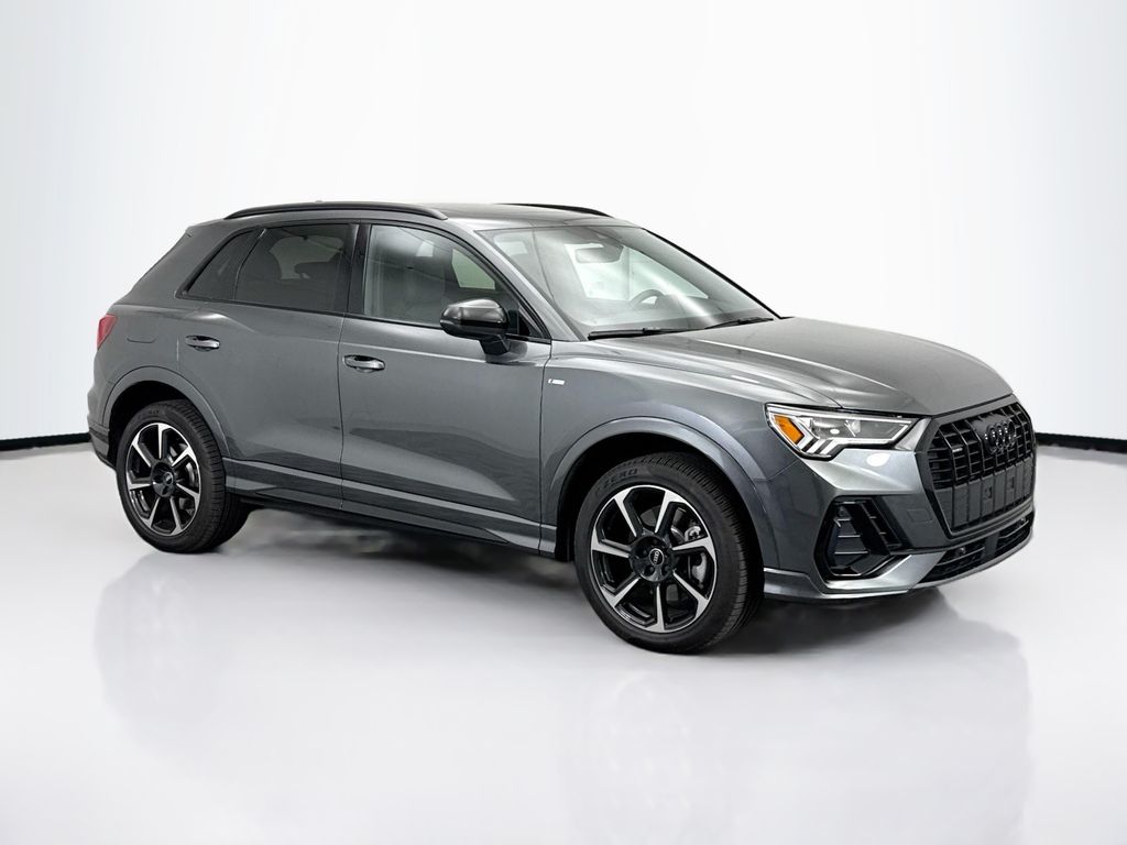 Thumbnail: 2025 Audi Q3 - 3