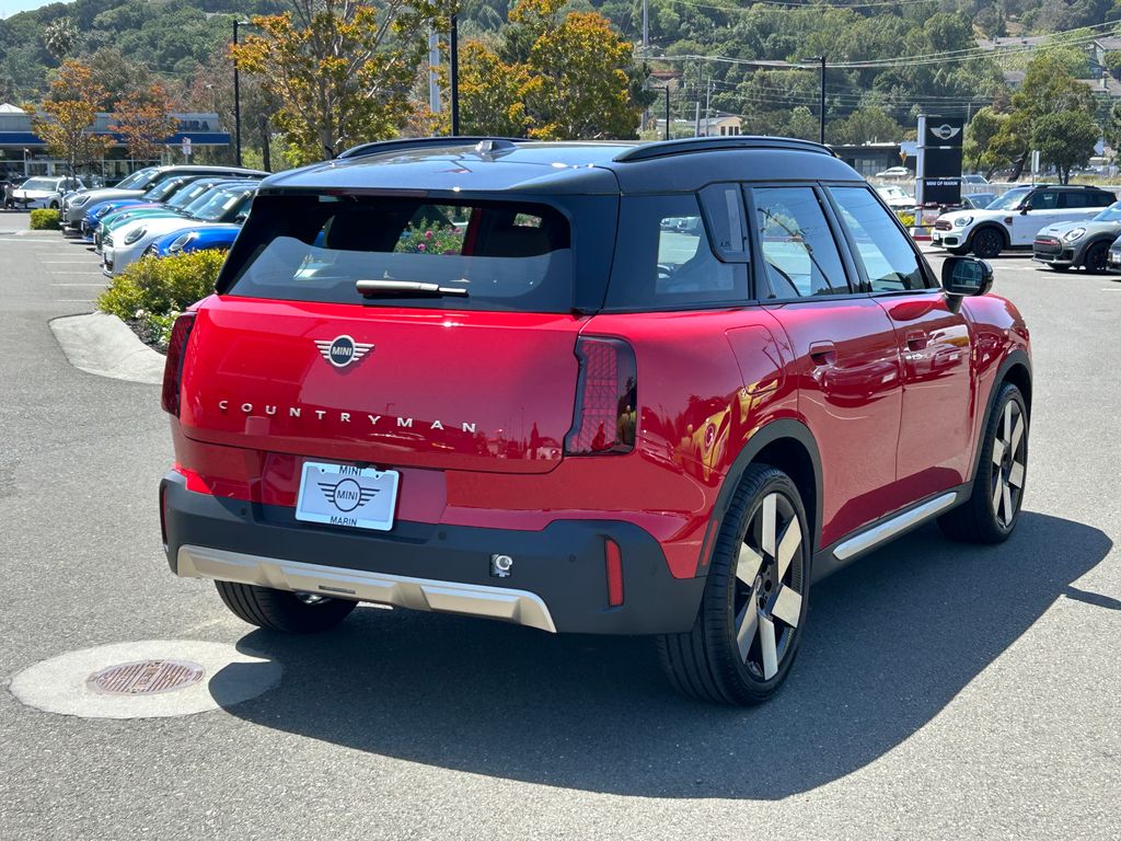 2025 MINI Cooper Countryman Signature 5
