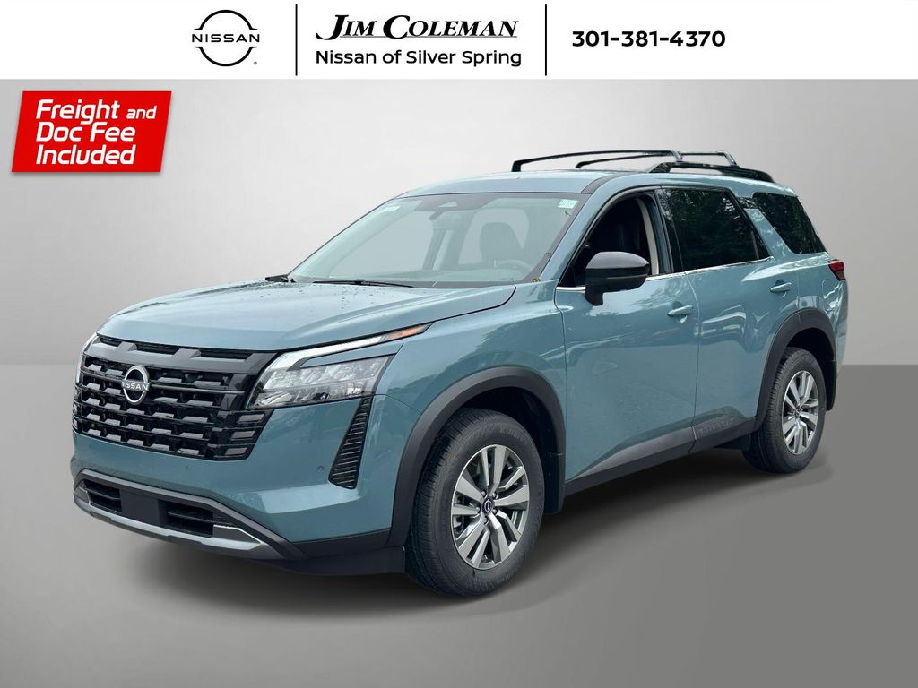 2026 Nissan Pathfinder SL