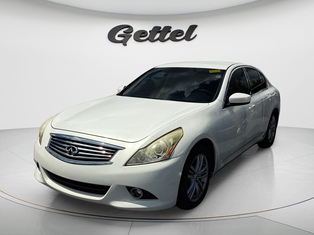 2013 INFINITI G37 Journey Sedan RWD