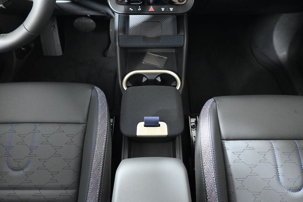 Thumbnail: 2025 MINI Cooper Countryman - 17