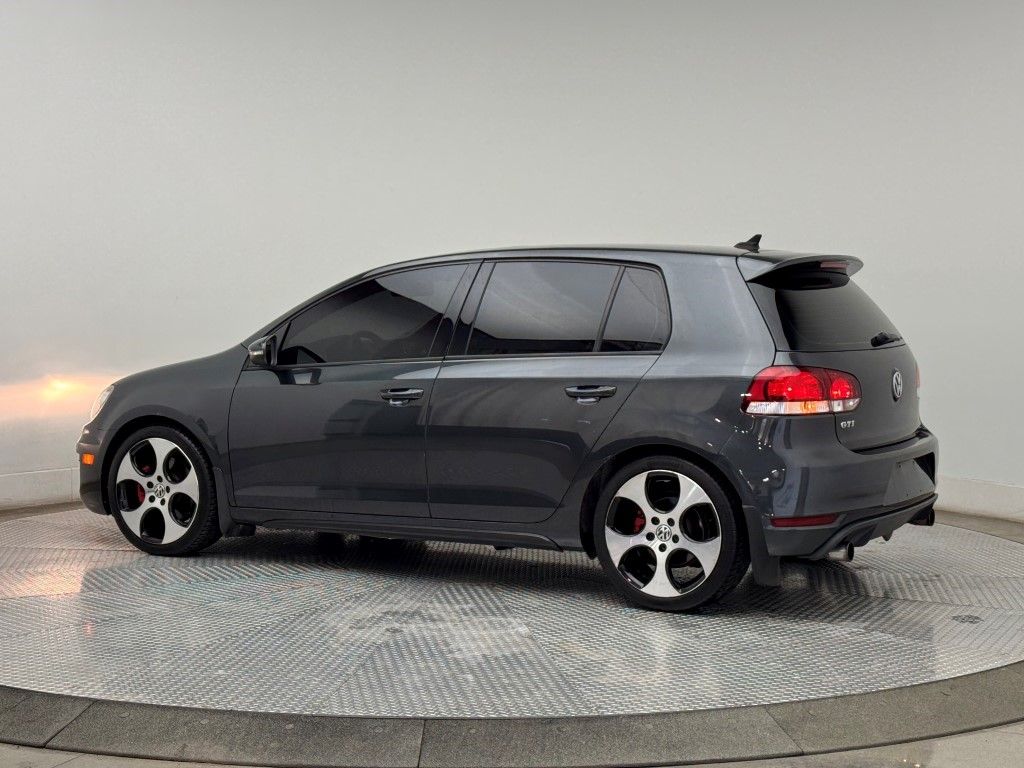 2012 Volkswagen Golf GTI Autobahn 6