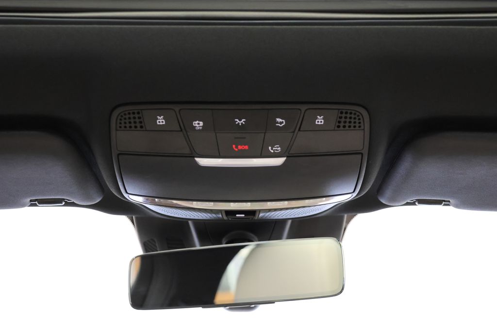 Thumbnail: 2023 Mercedes-Benz E-Class - 16