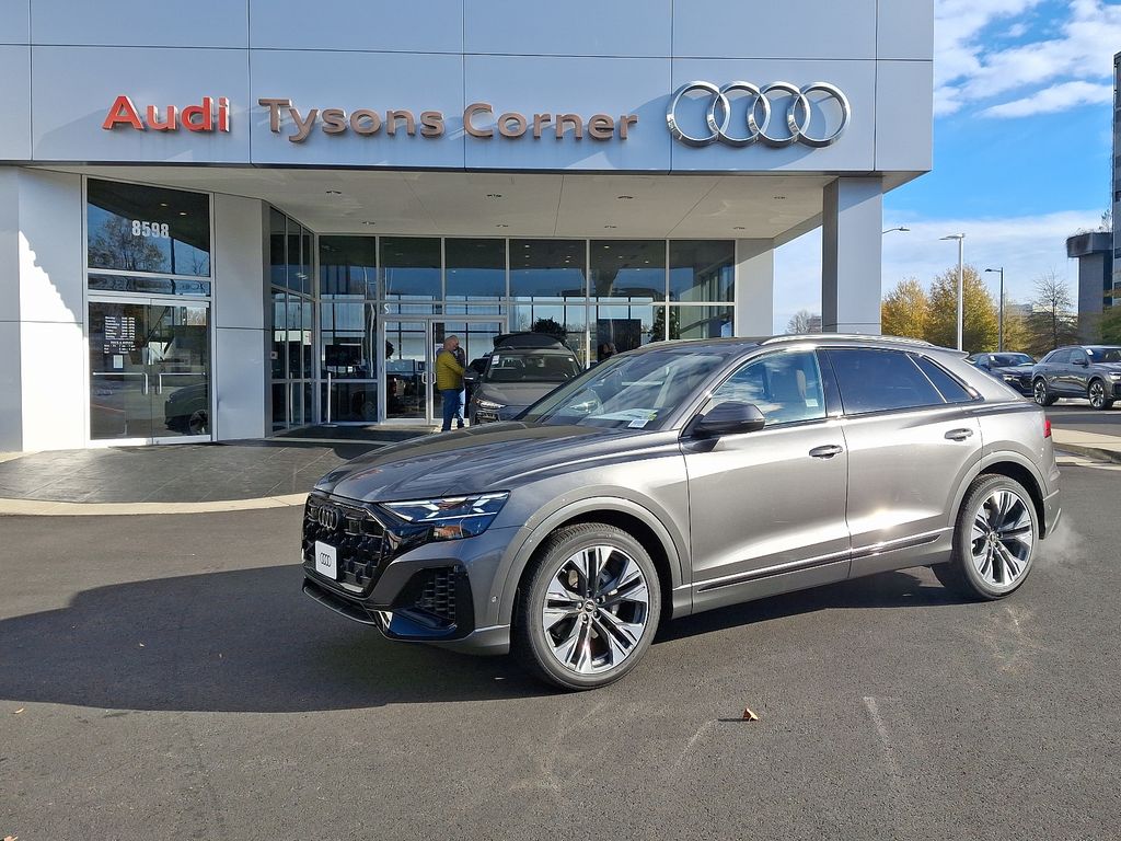 2025 Audi Q8  -
                Vienna, VA