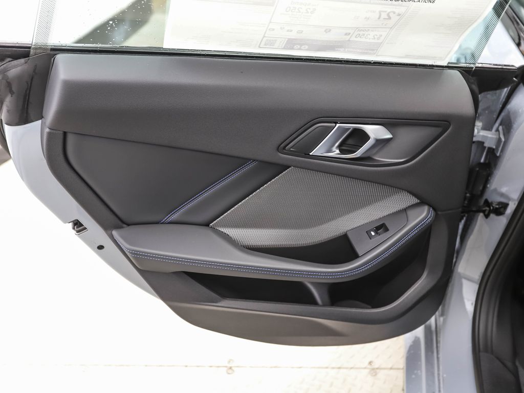 Thumbnail: 2025 BMW 2 Series - 18