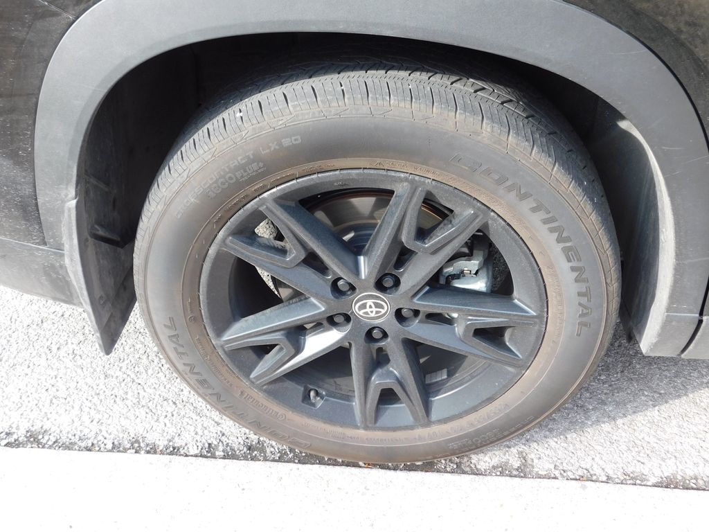 Thumbnail: 2025 Toyota Grand Highlander - 8