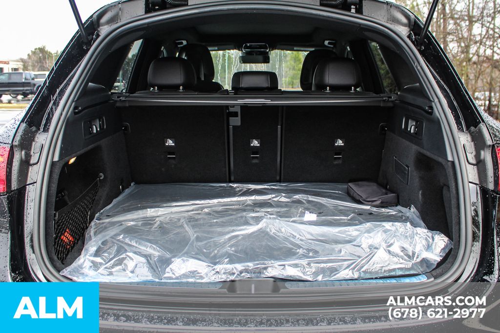 Used 2026 Black Mercedes-Benz GLC 350e image 22