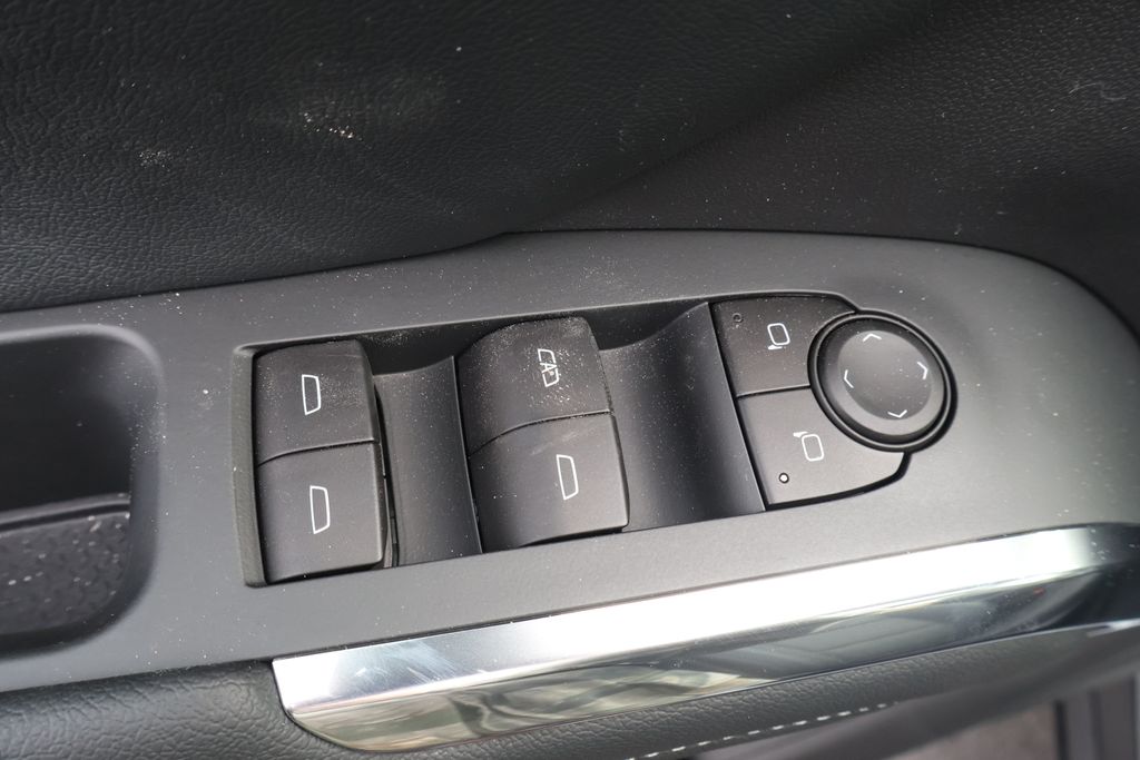 Thumbnail: 2026 Chevrolet Traverse - 18