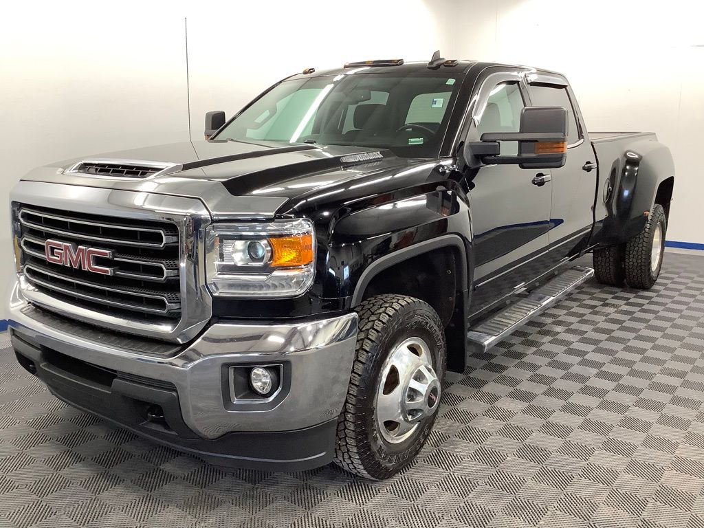 Black 2018 GMC Sierra 3500HD SLE Crew Cab 4WD Pickup Truck Four-Wheel Drive 6-Speed Automatic