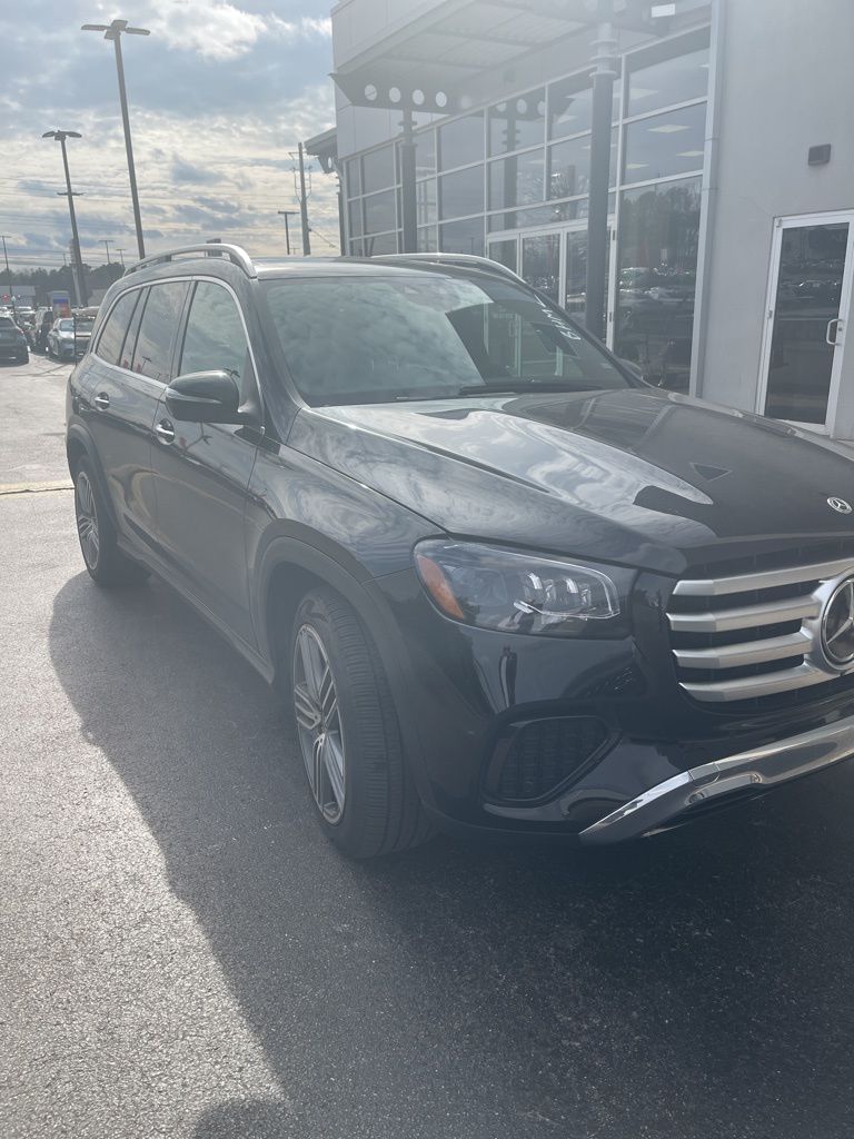 2025 Mercedes-Benz GLS 450 4MATIC