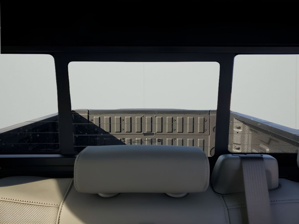 New 2026 White GMC SLT image 22