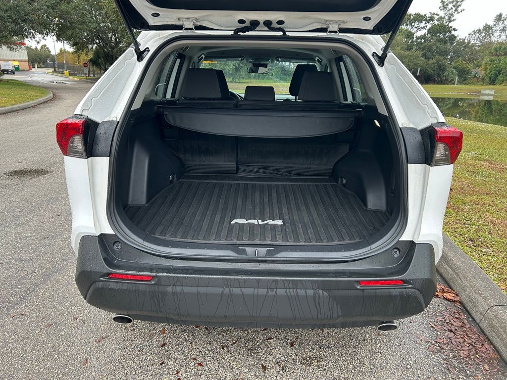 Thumbnail: 2023 Toyota RAV4 - 10