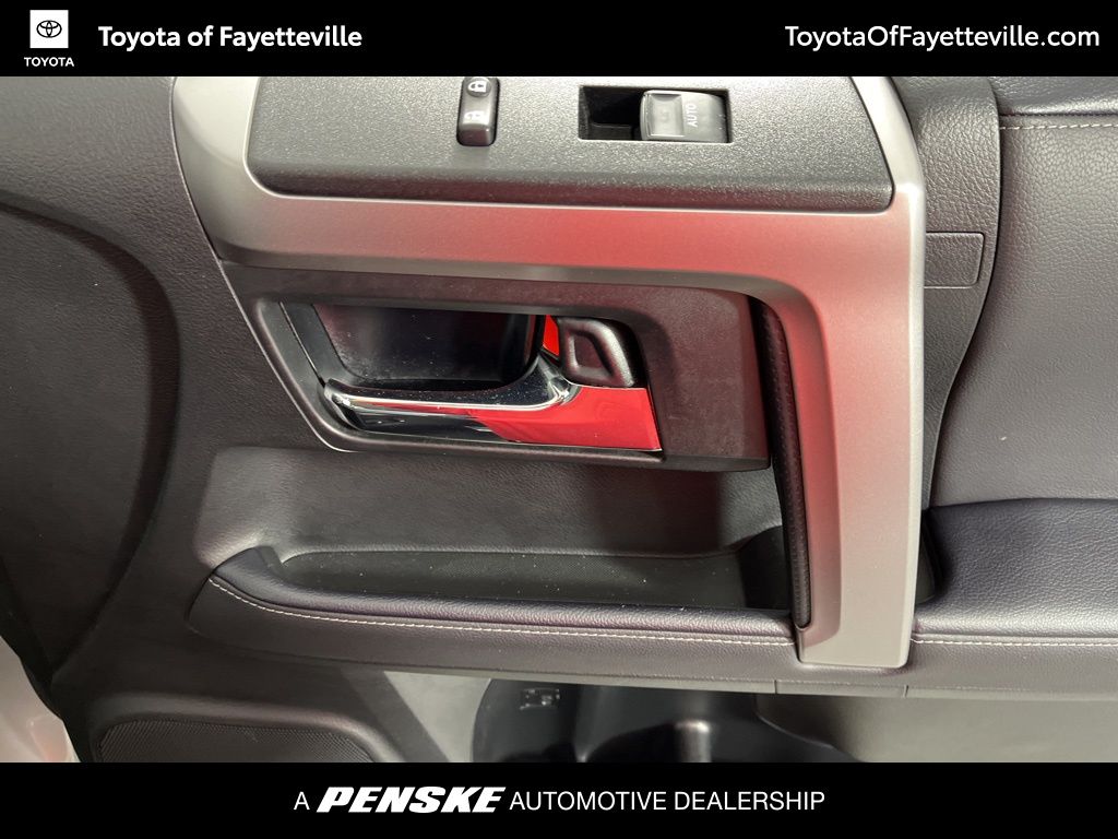 Thumbnail: 2023 Toyota 4Runner - 21