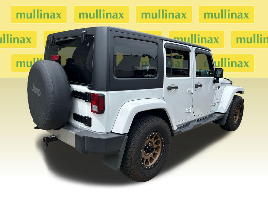 Used 2018 White Jeep Unlimited Sahara image 2