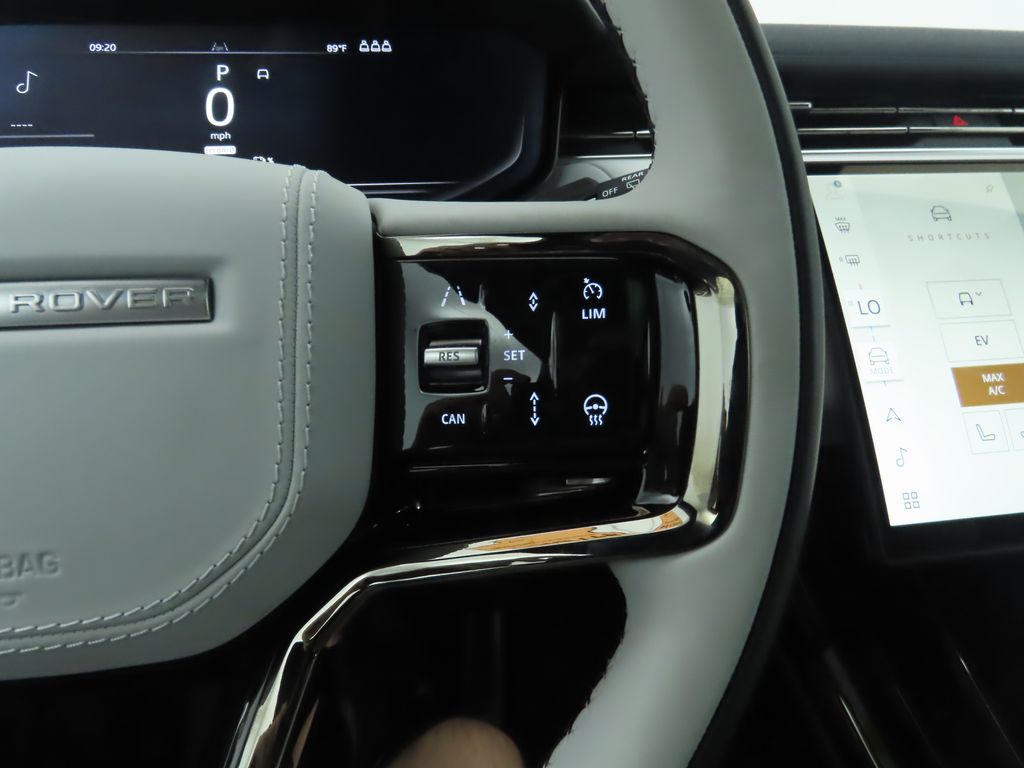 Thumbnail: 2025 Land Rover Range Rover Sport - 12