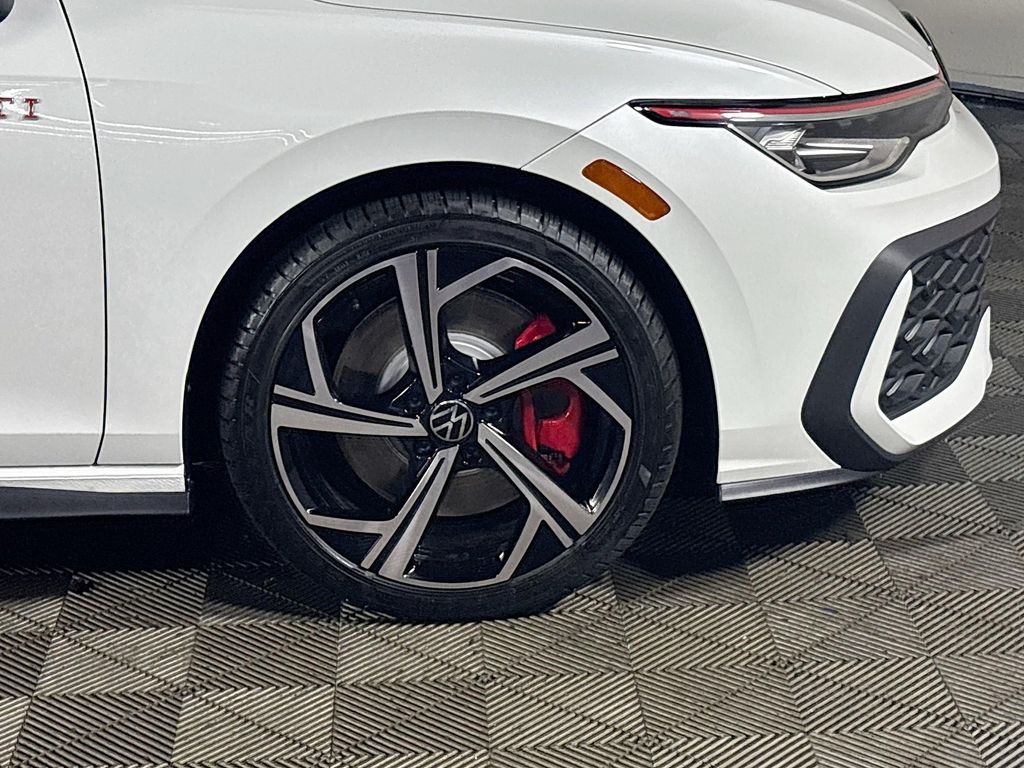 2025 Volkswagen Golf GTI 2.0T SE