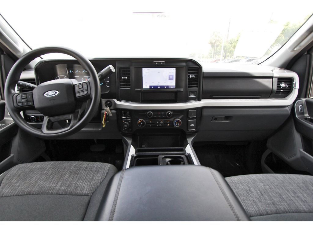 2025 Ford F-250SD XLT - 8