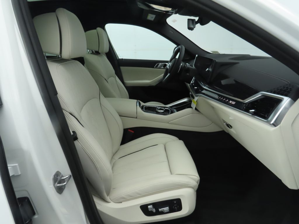 Thumbnail: 2026 BMW X6 - 21