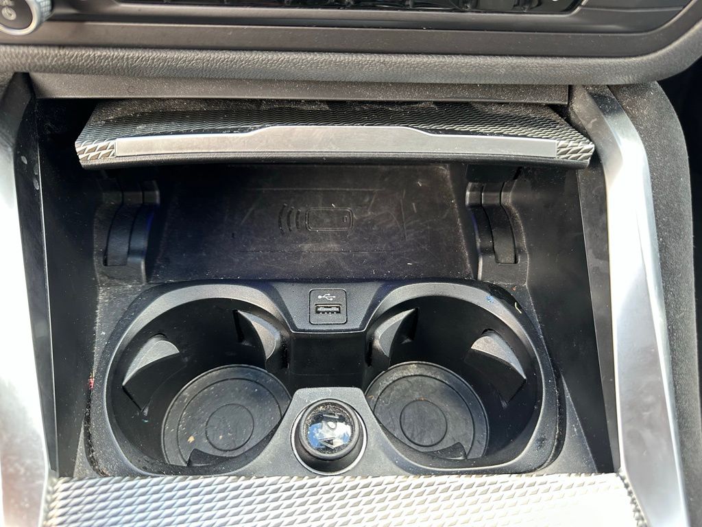 Thumbnail: 2022 BMW M3 - 25