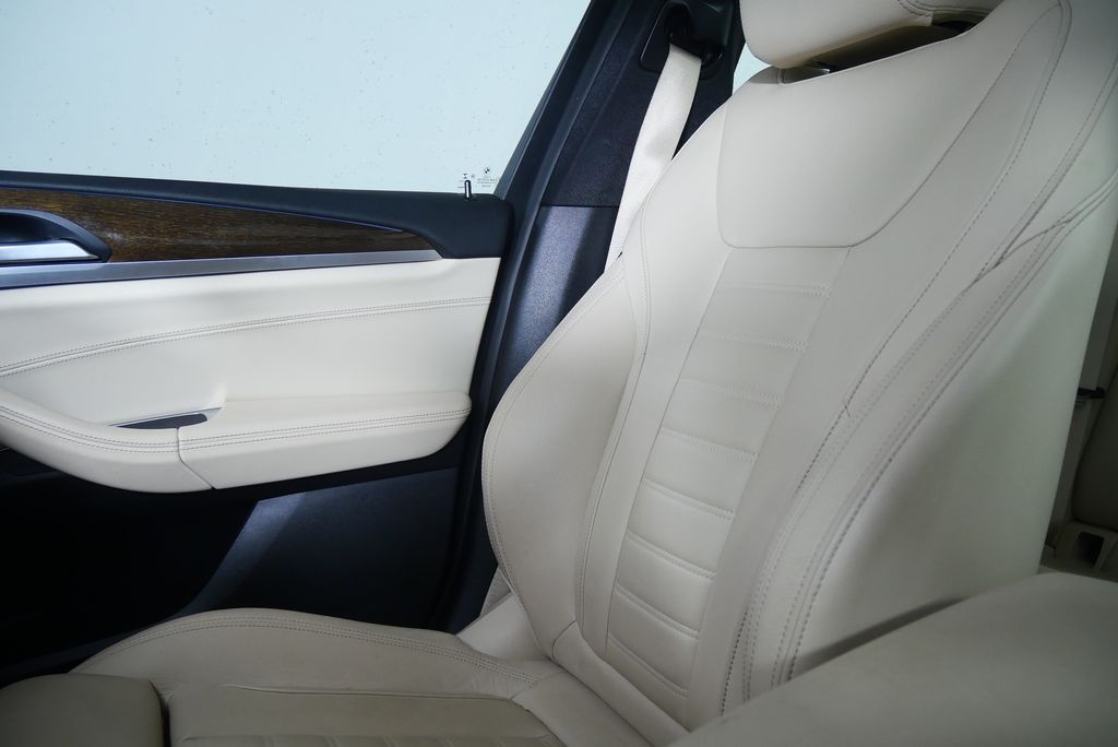 Thumbnail: 2021 BMW X3 - 26