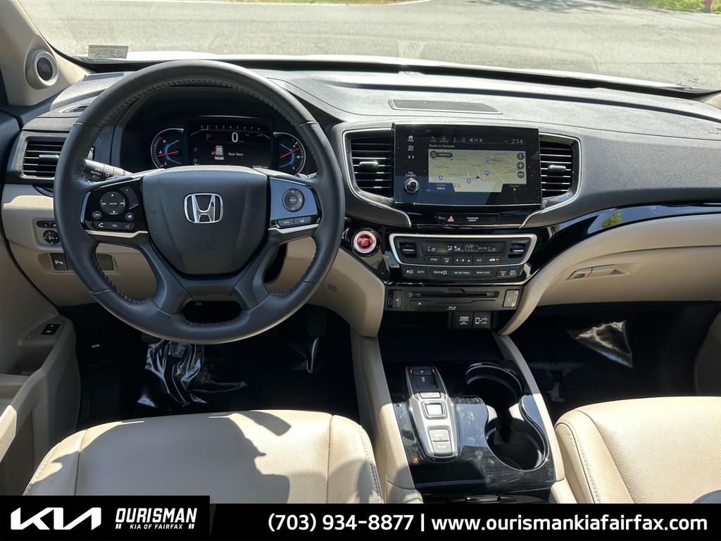 Used 2022 Honda Pilot Touring with VIN 5FNYF5H67NB000013 for sale in Fairfax, VA
