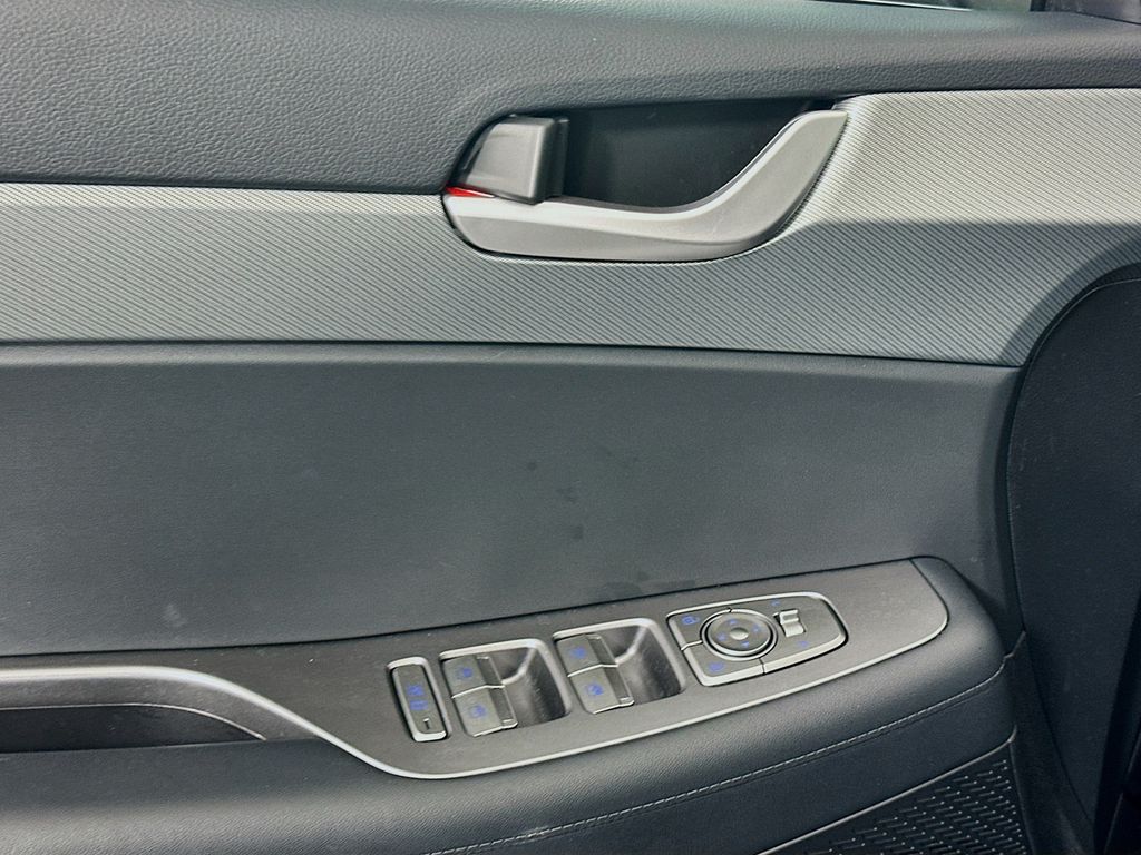 Thumbnail: 2025 Hyundai Palisade - 18