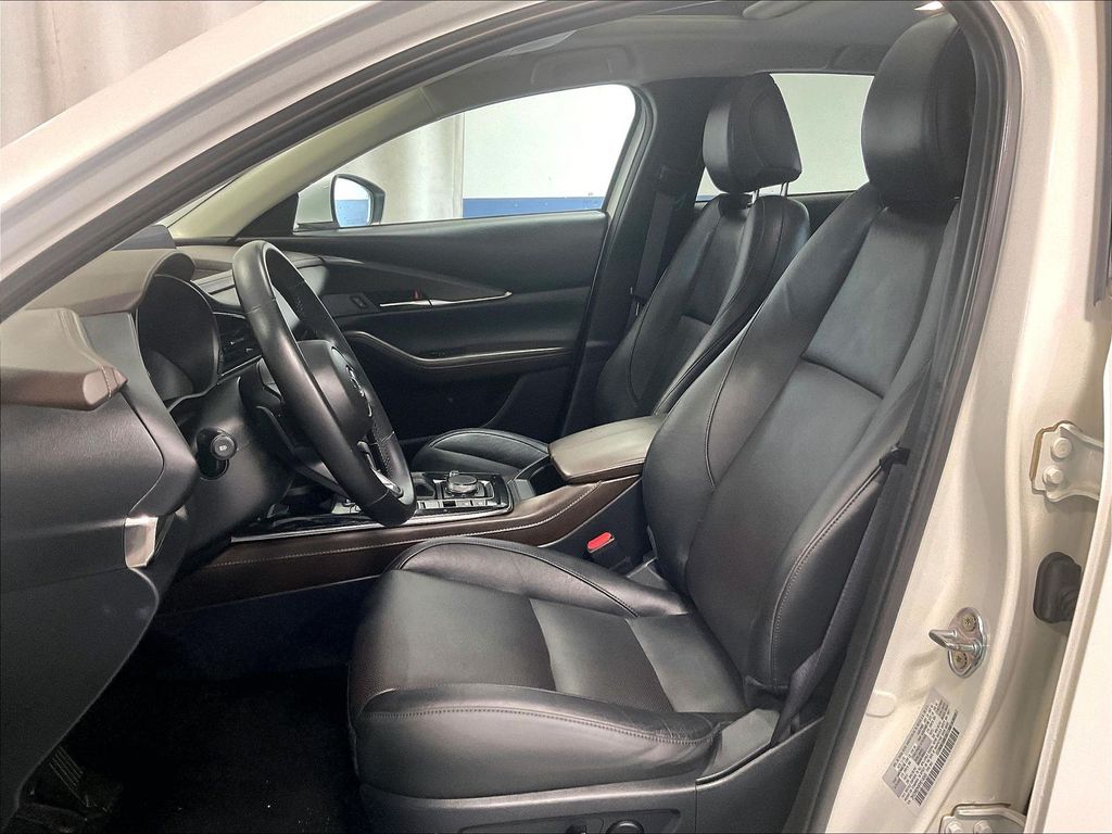 2023 Mazda CX-30 — photo 10