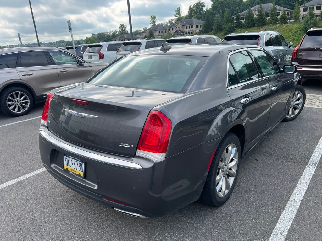 Used 2018 Gray Chrysler Limited image 13