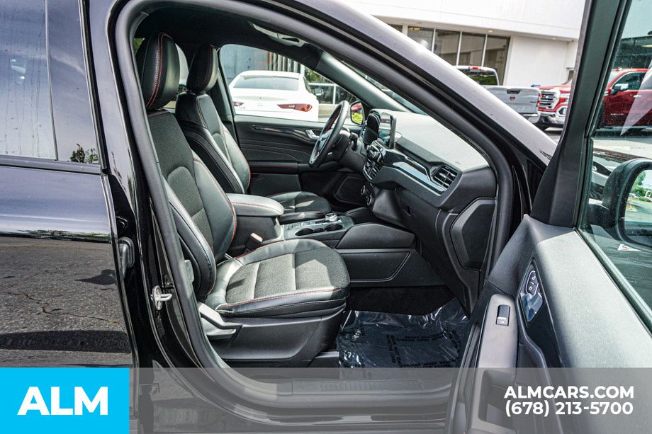 2026 Ford Escape ST-Line - Photo 23