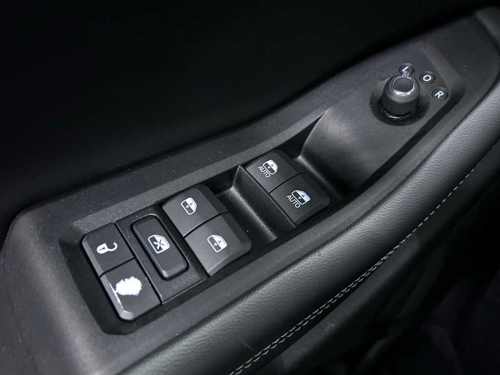 used 2023 Jeep Grand Cherokee L car, priced at $30,295