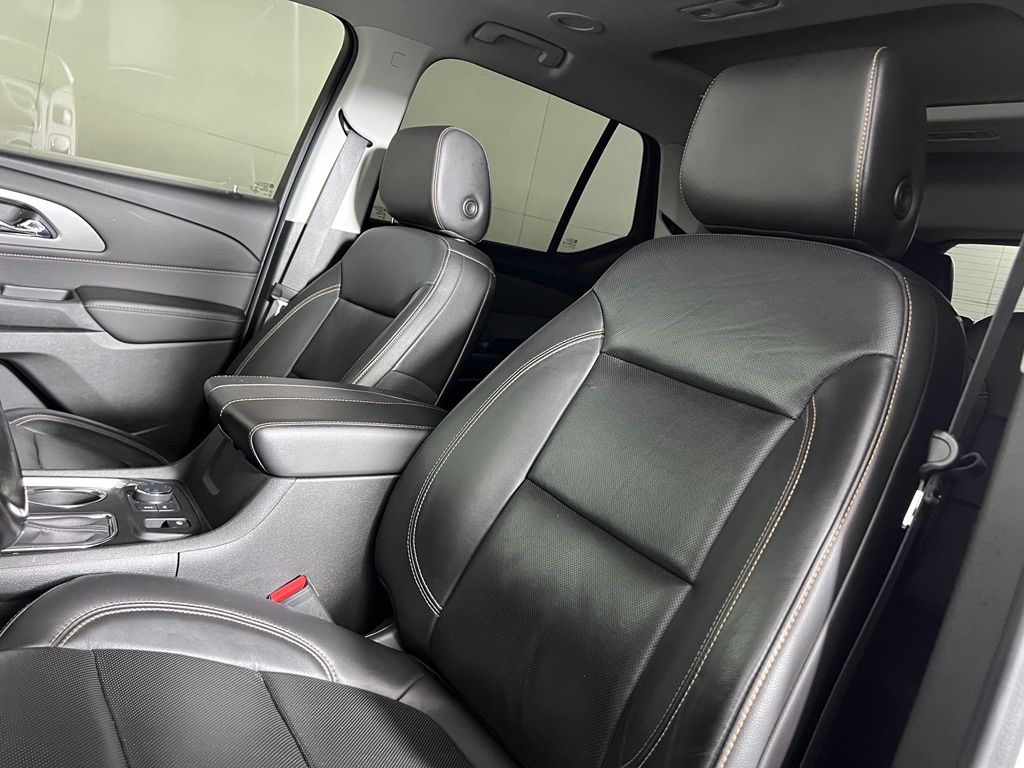 Used 2020 White Chevrolet Premier image 5