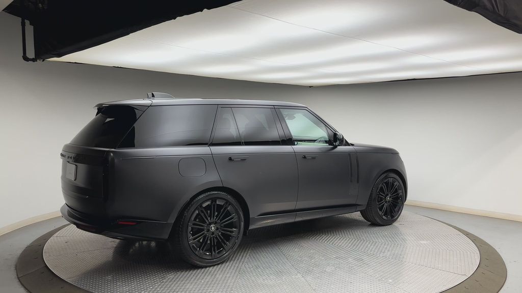 Thumbnail: 2024 Land Rover Range Rover - 2
