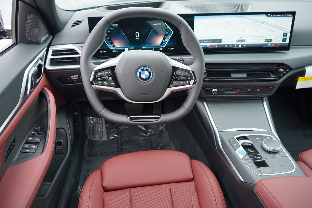 Thumbnail: 2026 BMW i4 - 16