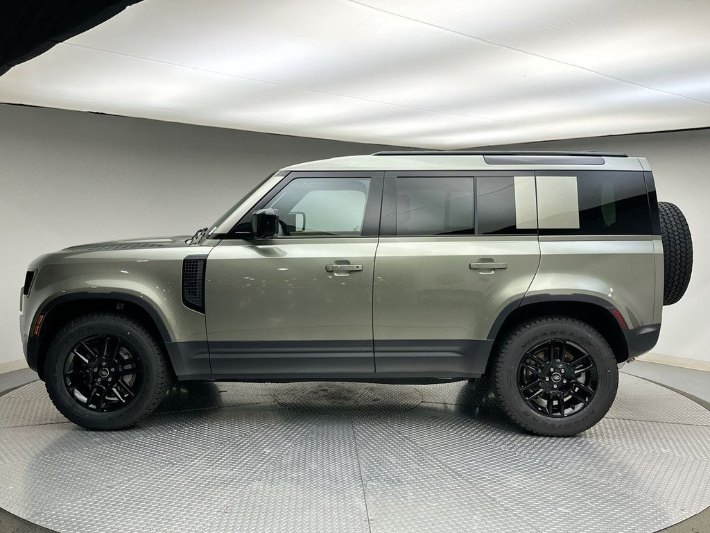 Thumbnail: 2025 Land Rover Defender - 2