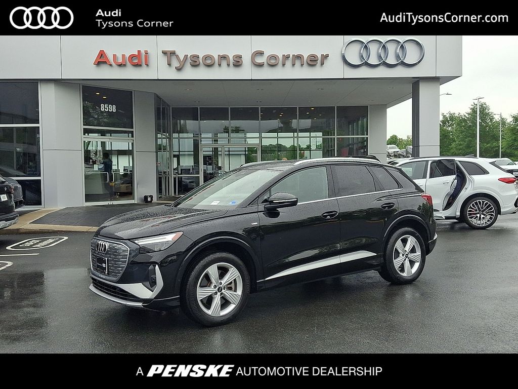 Thumbnail: 2023 Audi Q4 e-tron - 1