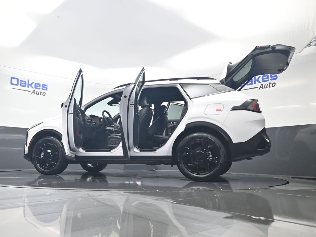 2026 Glacial White Pearl Kia Sportage X-Line AWD SUV