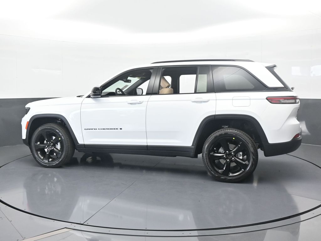 New 2025 Bright White Clearcoat Jeep Limited image 3