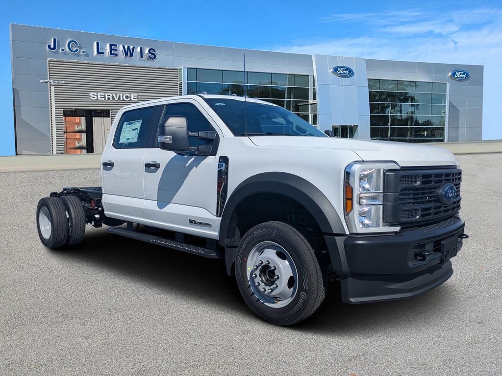 2026 Ford F-450 XL 4x4 Crew Cab 179-In DRW's photo