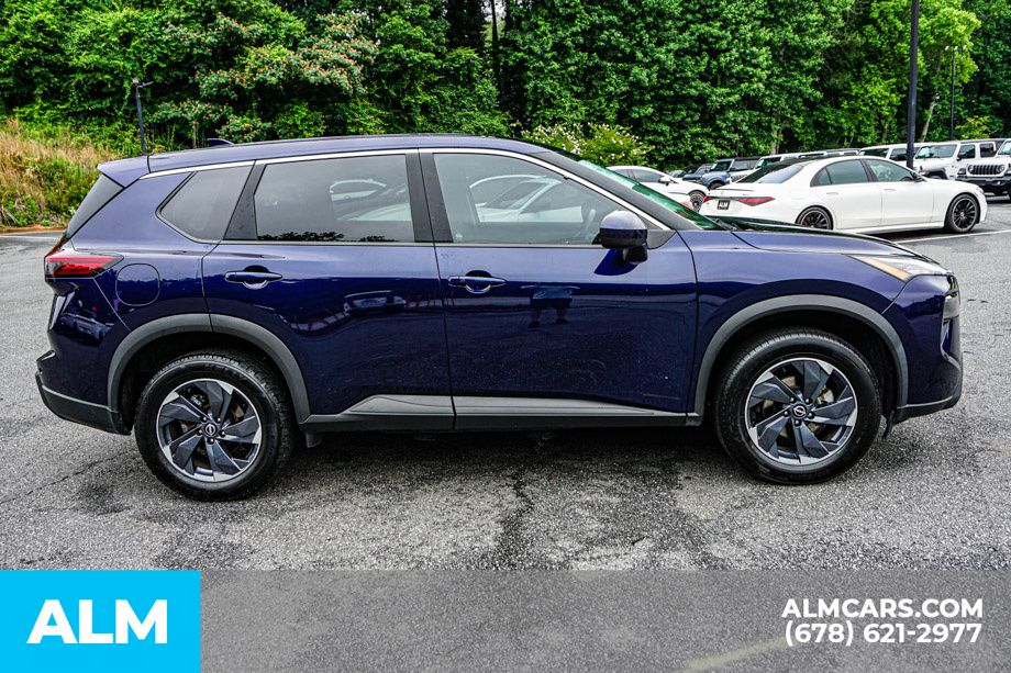 Used 2025 Blue Nissan SV image 9