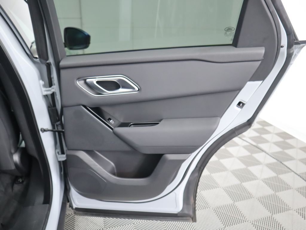 Thumbnail: 2025 Land Rover Range Rover Velar - 28