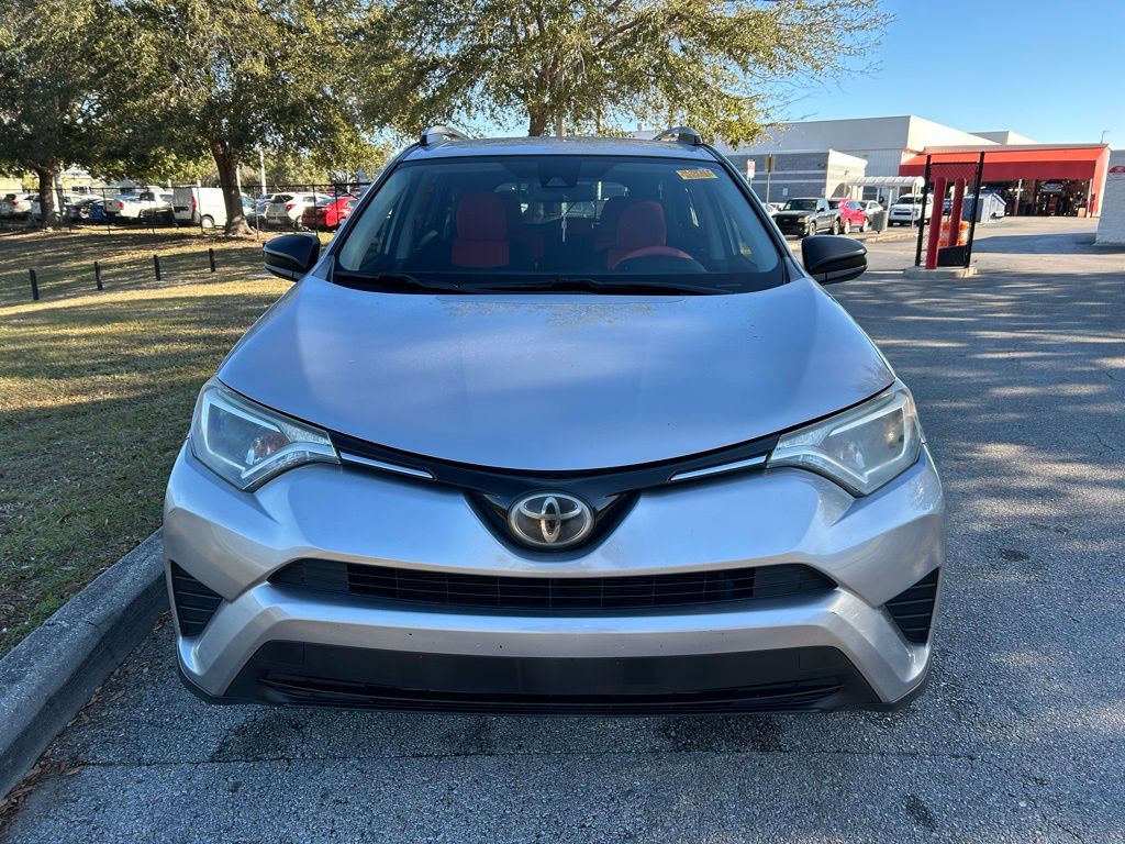 Thumbnail: 2018 Toyota RAV4 - 8