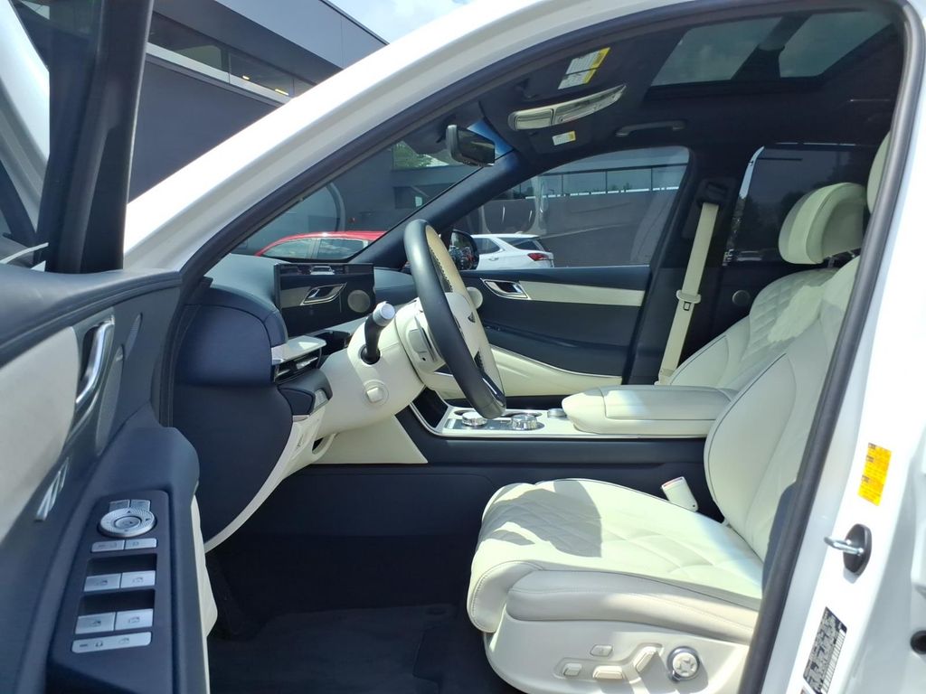 Used 2025 Genesis GV80 SUV