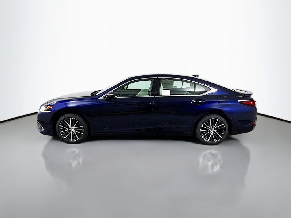 2025 Lexus ES Hybrid 300h 8