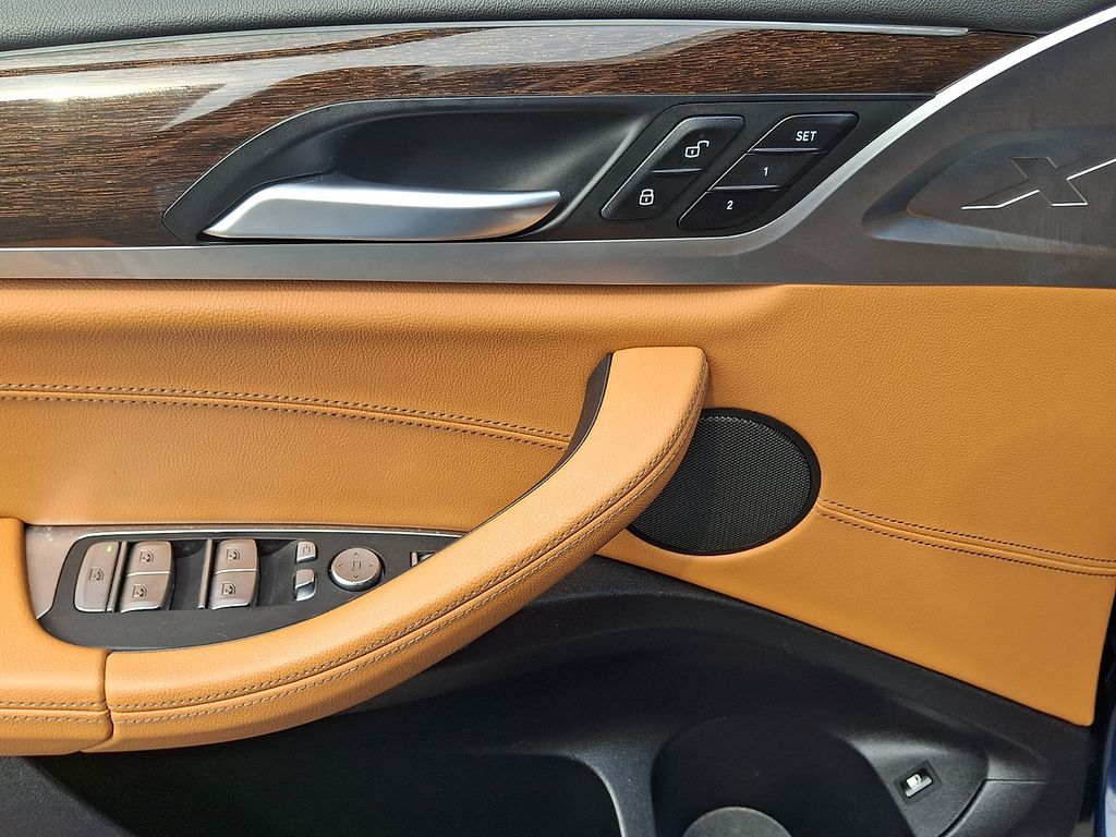 Thumbnail: 2021 BMW X3 - 12