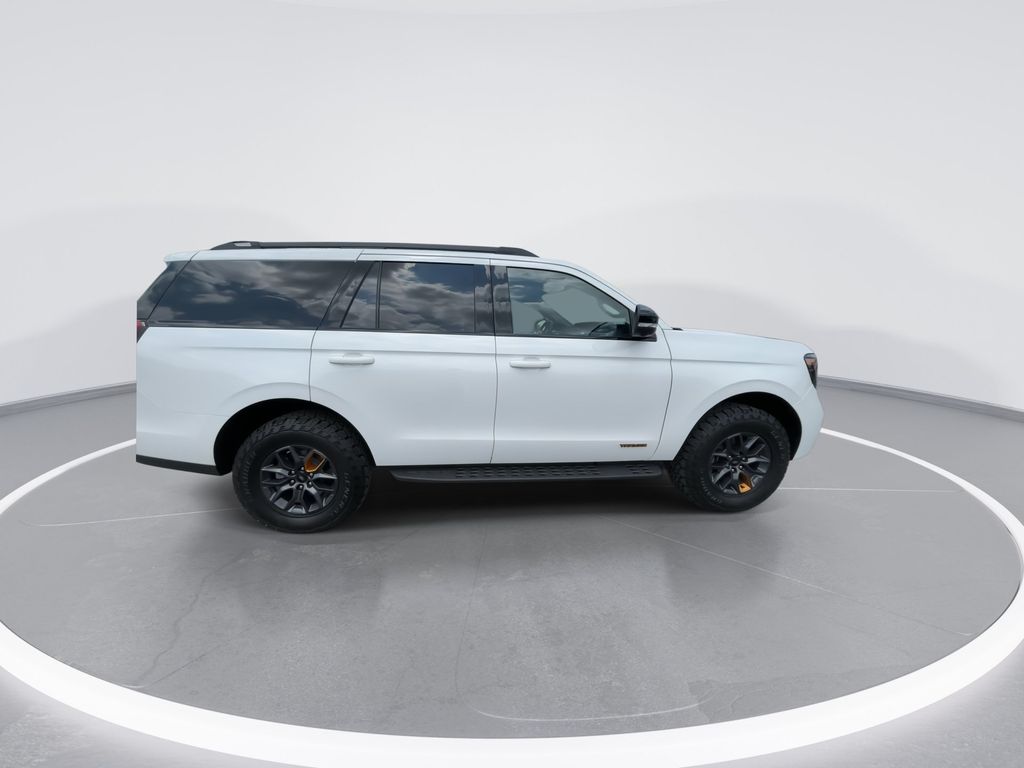New 2026 Star White Metallic Tri-Coat Ford Tremor® image 8