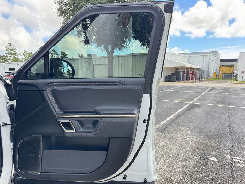 2022 Rivian R1T Adventure photo 28