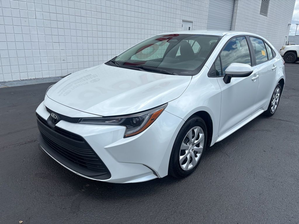 2024 Toyota Corolla LE CVT's photo