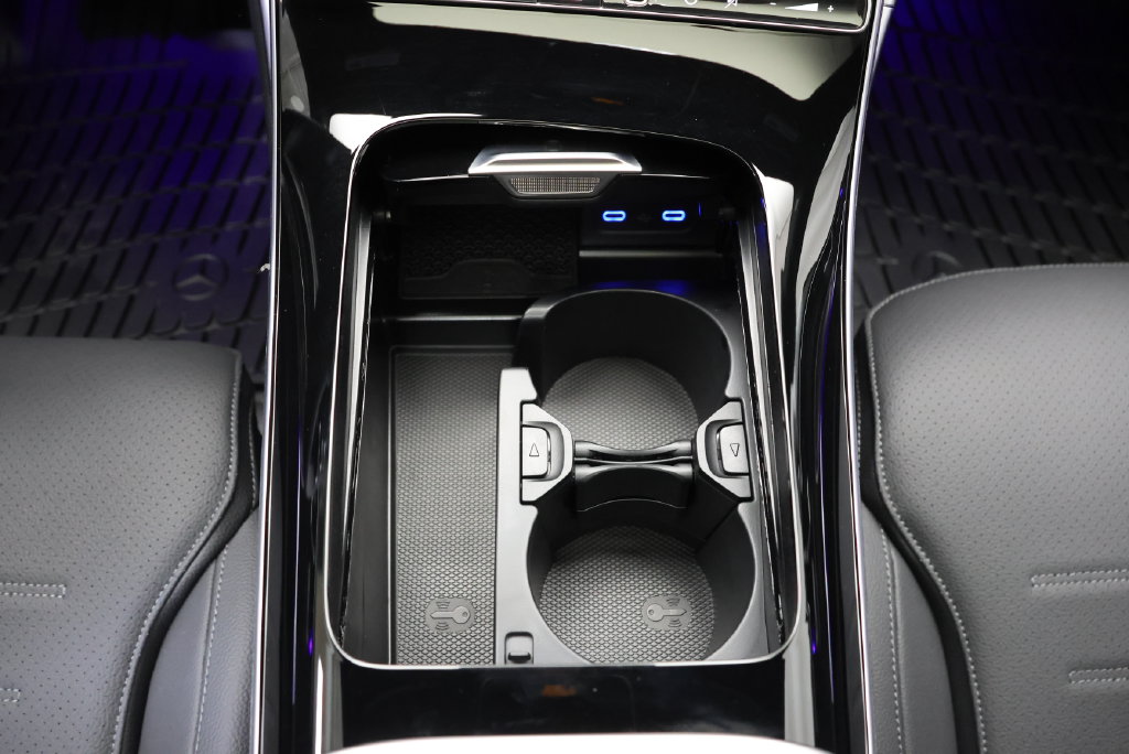 Thumbnail: 2026 Mercedes-Benz C-Class - 29